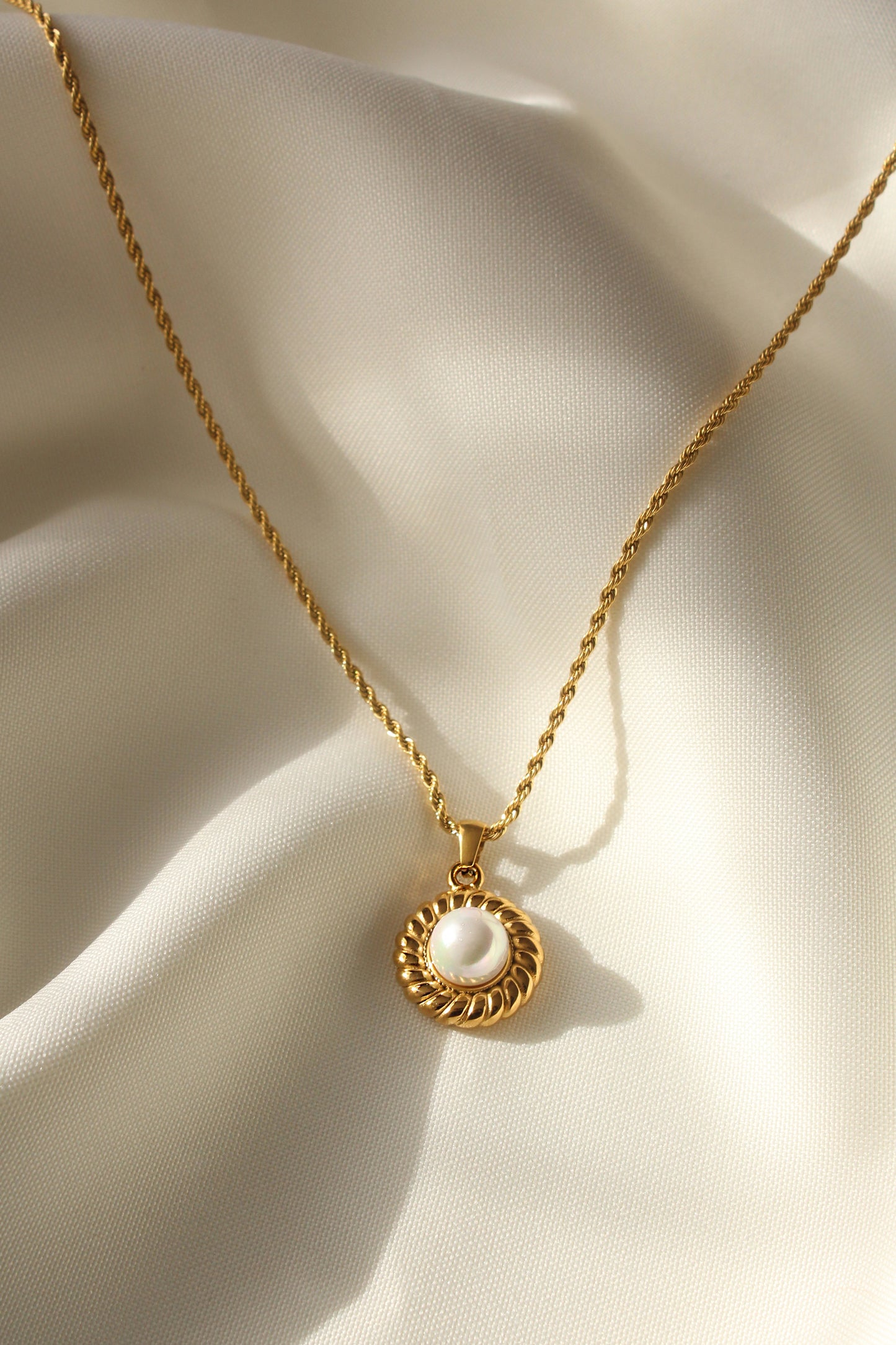 Collar Milán