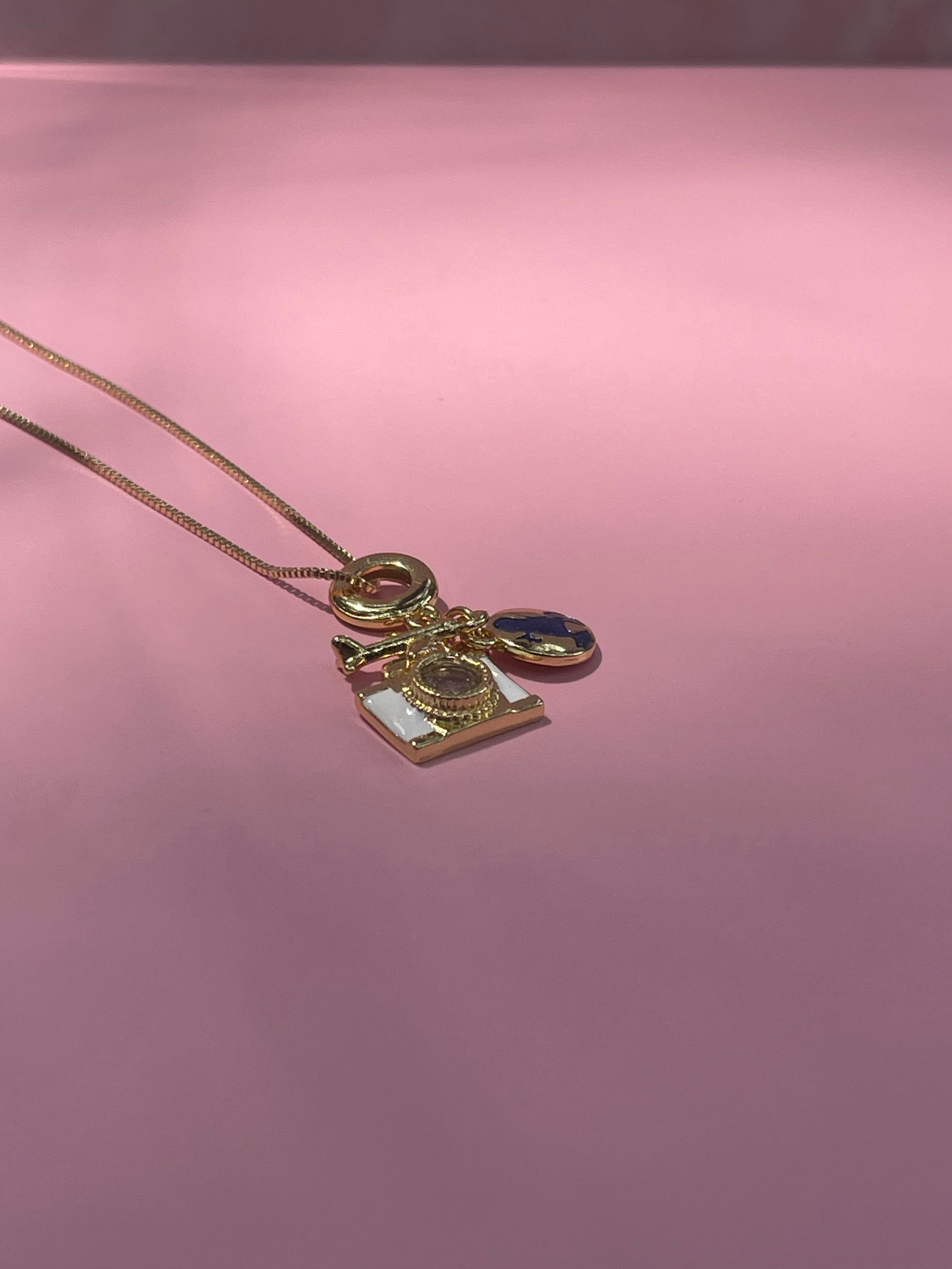 Collares